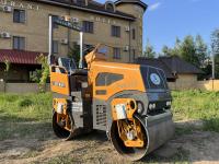 каток тротуарный полноприводный builder st 2.0