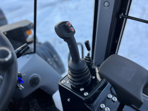 телескопический погрузчик builder tl25s