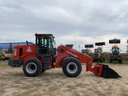 телескопический погрузчик builder tl35s